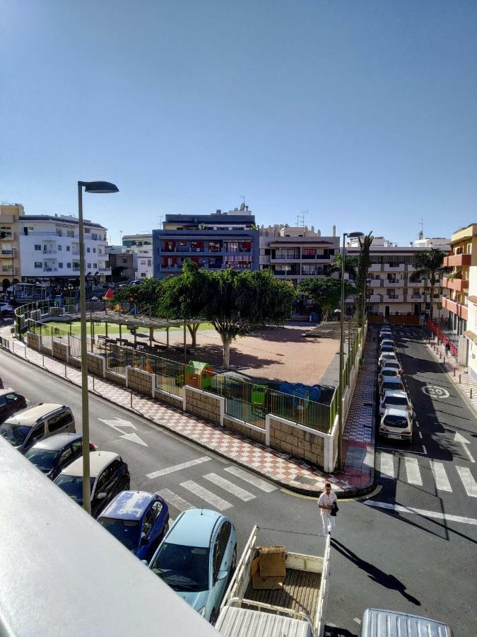 Apartamento "La Livenza" En El Centro De Adeje Con Garaje Privado Lägenhet Costa Adeje  Exteriör bild